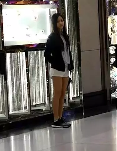 李連杰最小女兒曝光,原來長成這樣,怪不得隱藏這麼多年一直不敢公開!