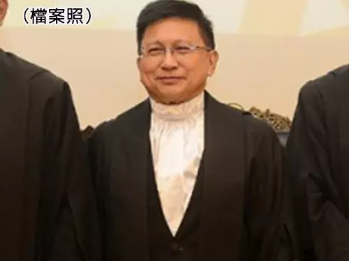 這名偏幫納吉的黑心大法官有難 !! 竟敢大膽在背後操縱司法判決,如今查到底,絕不放過你 ~~