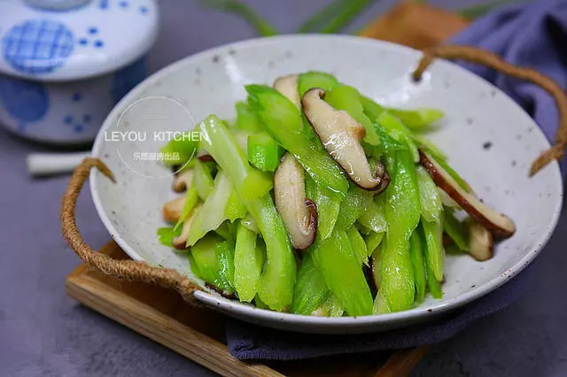 做法簡單的10道蔬菜小炒,平時多吃,大肚腩越來越小