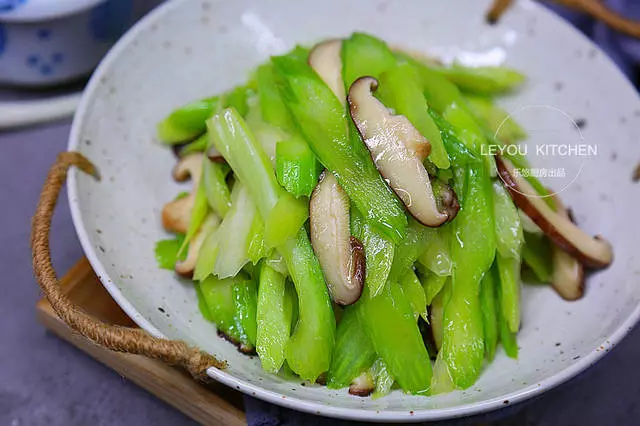 做法簡單的10道蔬菜小炒,平時多吃,大肚腩越來越小