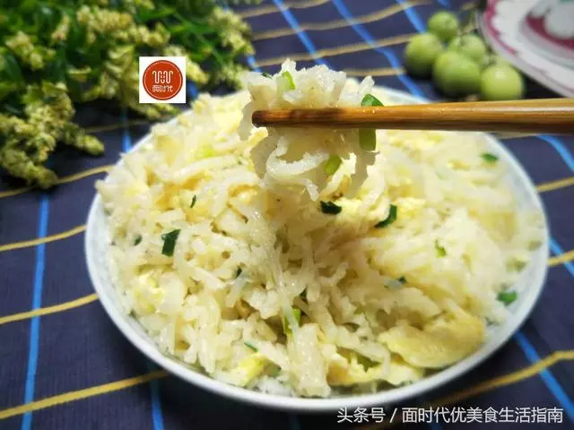 一到秋天就想吃這道菜,簡單蒸一蒸,好吃不上火,飯菜都有了!