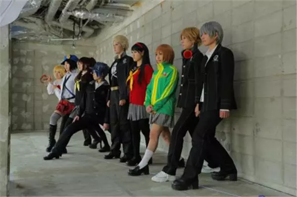 15張唯美cosplay照片「背後辛酸大曝光」,#6這畫面也太母湯了XDDD