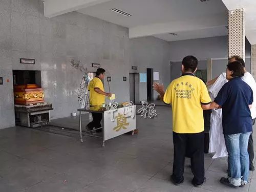 欠多組阿窿走上絕路華裔情侶遺書交代身後事