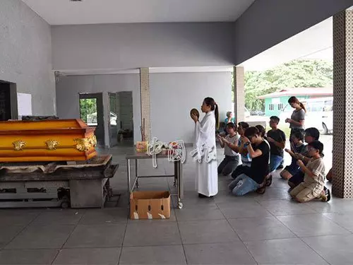 欠多組阿窿走上絕路華裔情侶遺書交代身後事