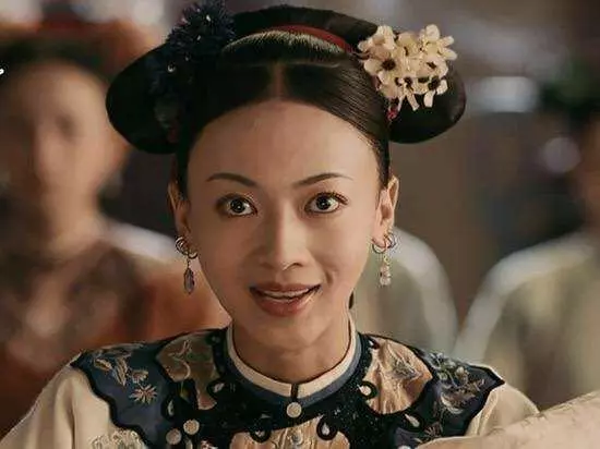 同是跟皇后對戲,孫儷接上了蔡少芬,吳謹言卻接不上佘詩曼的戲!
