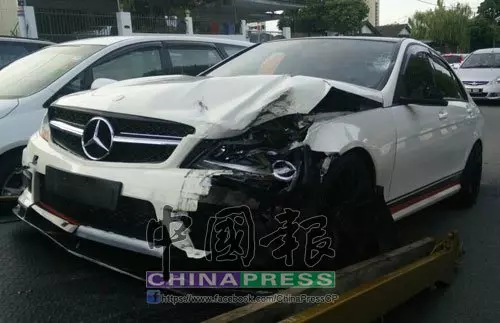 馬賽地撞飛摩哆赴獅城探女老爸「爽約」了