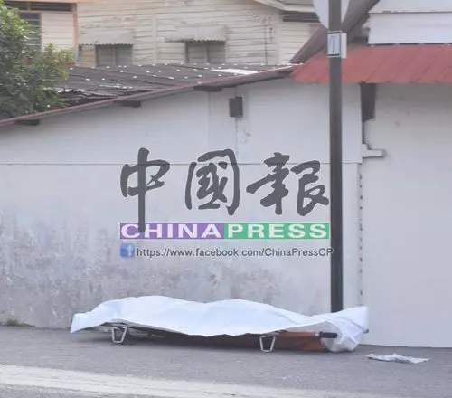 馬賽地撞飛摩哆赴獅城探女老爸「爽約」了