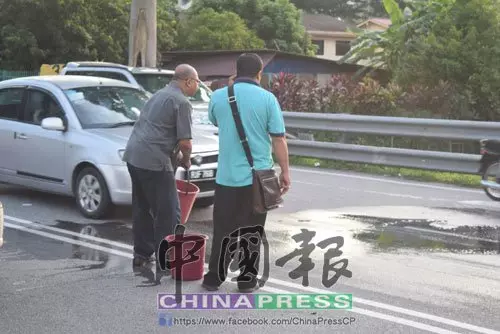 馬賽地撞飛摩哆赴獅城探女老爸「爽約」了