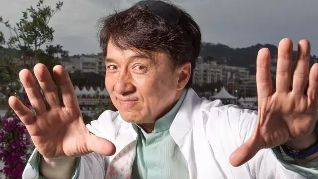 成龍三位前女友現狀對比,一個比一個慘,吳綺莉還不是最慘的!最慘的是她...