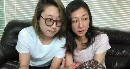 成龍三位前女友現狀對比,一個比一個慘,吳綺莉還不是最慘的!最慘的是她...