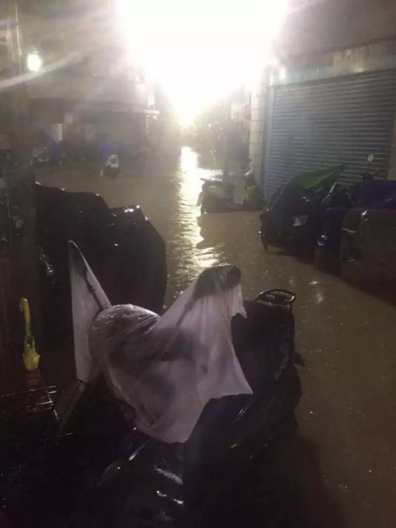 半夜暴雨狂炸!高雄市民不敢睡怒喊「市長快起床!」