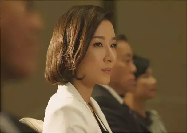 50歲前TVB一線花旦復出參演《再創世紀》曾與影帝拍拖八年