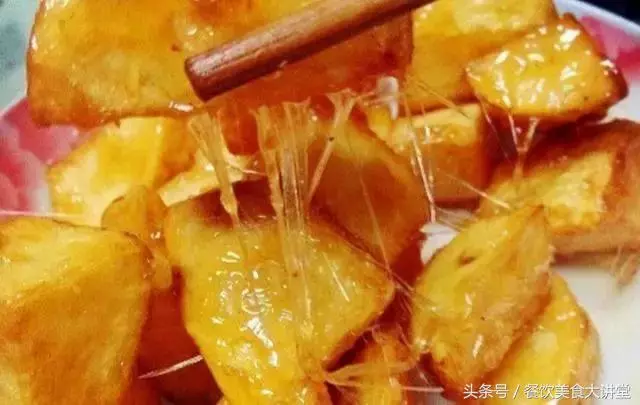 土豆的十種做法,再也不會每次都吃土豆絲了,快收藏吧