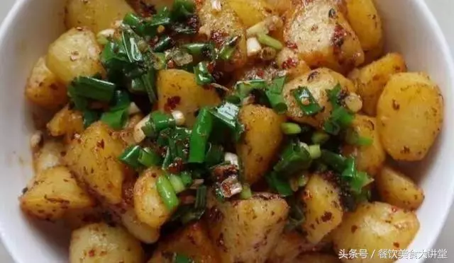 土豆的十種做法,再也不會每次都吃土豆絲了,快收藏吧