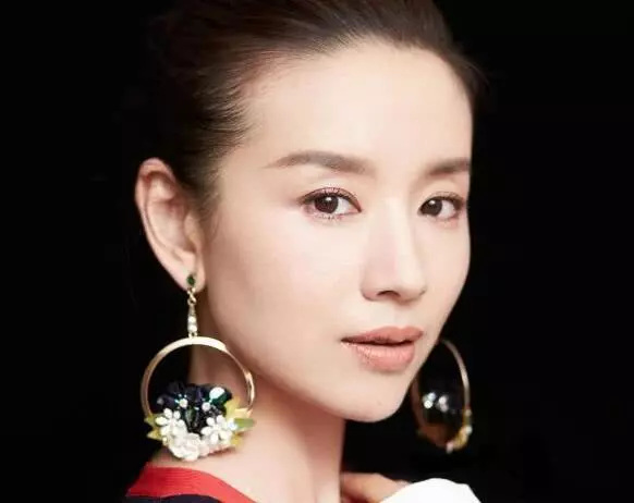 一夜之間身敗名裂的10大明星,陳冠希不算啥,而他丟臉丟到國外!