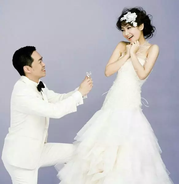 SHE中唯一的單身,被林俊傑苦追十多年,今35歲未婚選擇凍!