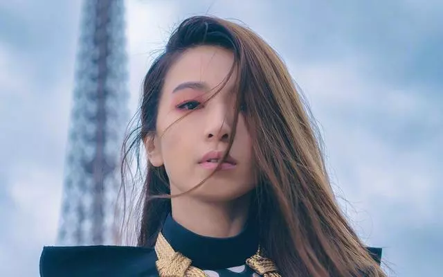 SHE中唯一的單身,被林俊傑苦追十多年,今35歲未婚選擇凍!