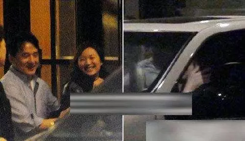 成龍你桌子底下的手在幹嘛?她是怒懟成龍的人,成龍卻很尊敬她!