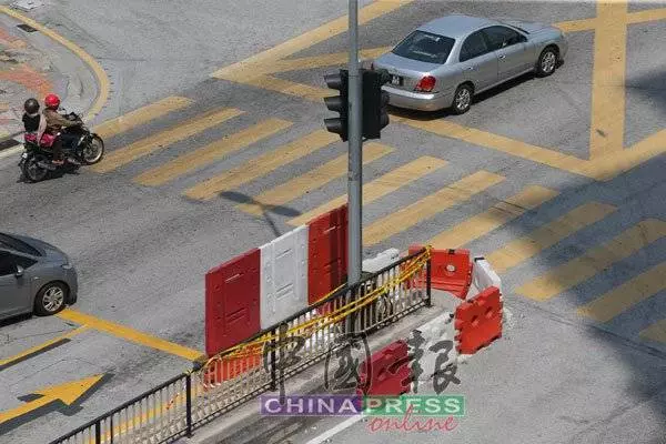 維修紅綠燈柱工程師觸電身亡