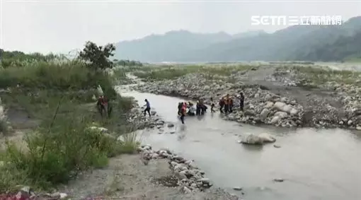 鬼門開情侶約河床拜好兄弟男子遭暴漲溪水沖走溺水亡
