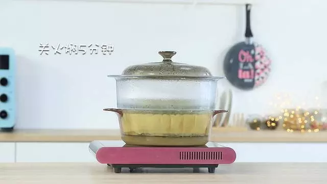 別再倒掉剩米飯了,簡單一做就成了寶寶最愛的蛋糕,好吃又營養!