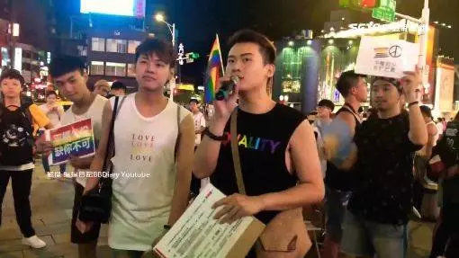 年底1人最多投14張票　投到手軟！