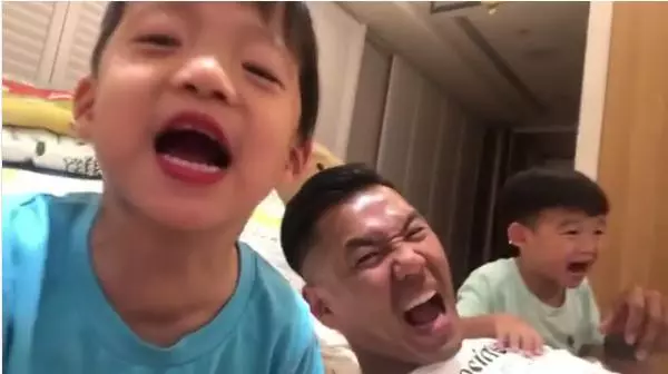 黑人和飛飛翔翔狂喊「Oh my gosh!」連環炮! 很有愛但麻麻要瘋掉了! 網友笑噴:「范范有三個兒子!」
