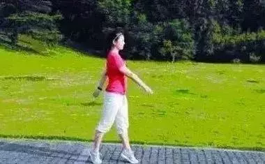 每天堅持踮踮腳,走上百步祛病人不老!(附踮腳要訣)