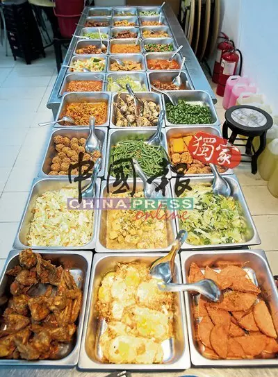 佛心老闆體恤消費者 6令吉雜飯菜任拿 -