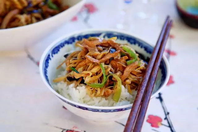 這菜有毒卻「健腦」,下飯下酒,越吃越香!