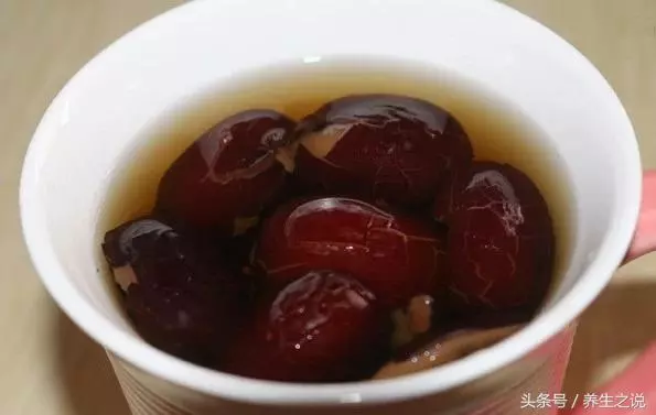 一頓二兩白酒,一天兩頓,對身體有什麼好處?