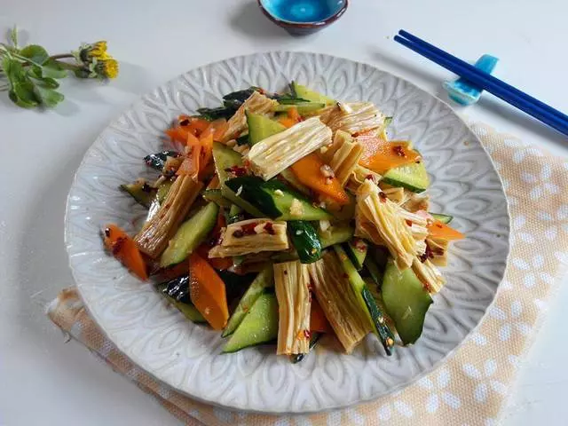 它是最受歡迎的蔬菜,分享8道黃瓜涼拌的做法,百吃不厭!