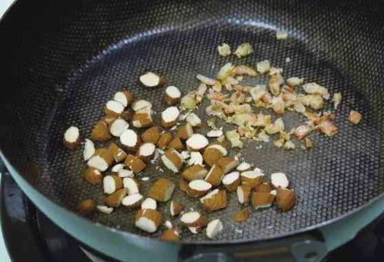 水果天堂里的芒果做成沙拉, 實在是太美味了!