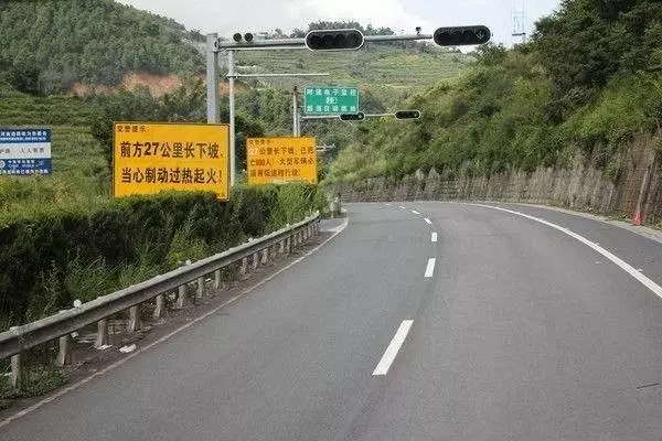 剎車失靈怎麼辦?牢記這5招關鍵時刻能保命