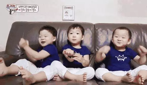 2歲是孩子的叛逆期,也是成長的黃金期。