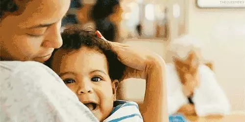 2歲是孩子的叛逆期,也是成長的黃金期。