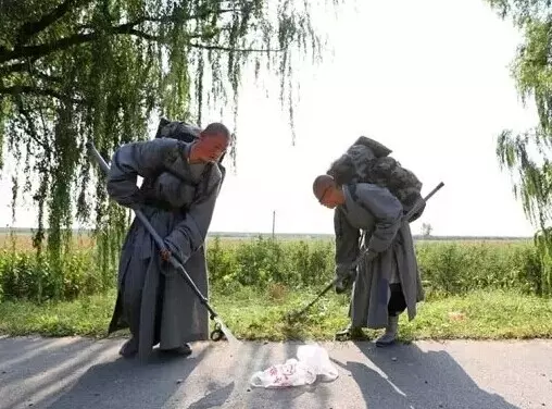 中國真正的尼姑生活...看得我心頭一震!怎麼跟我知道的不一樣?