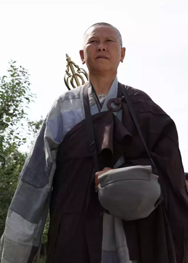 中國真正的尼姑生活...看得我心頭一震!怎麼跟我知道的不一樣?