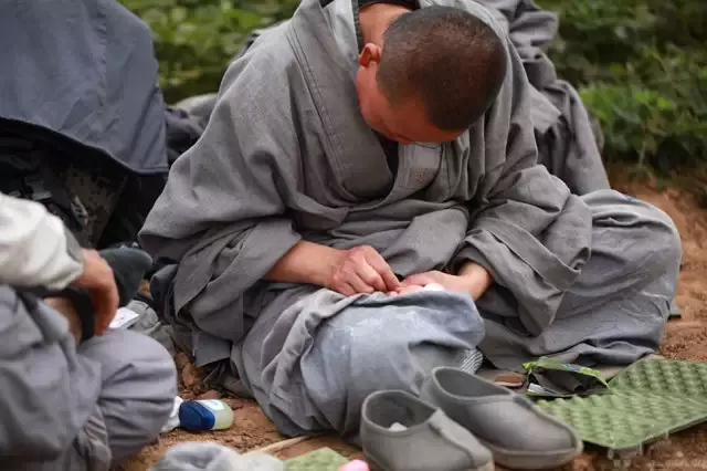 中國真正的尼姑生活...看得我心頭一震!怎麼跟我知道的不一樣?