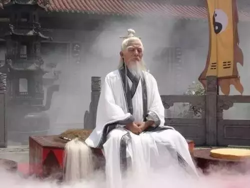 一位風水師傅喝醉後說出的秘密,看懂了受益終生,最好背下來