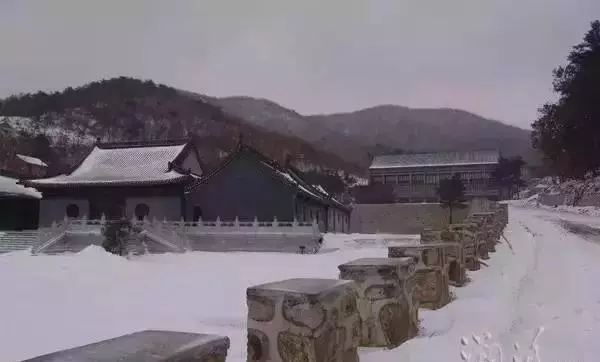 這樣的寺院你可曾去過?出家人不要錢、不收錢、不摸錢......