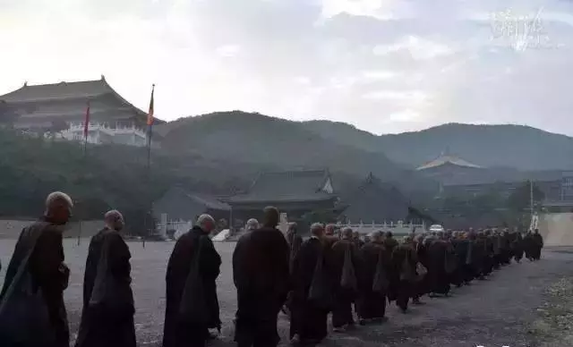 這樣的寺院你可曾去過?出家人不要錢、不收錢、不摸錢......