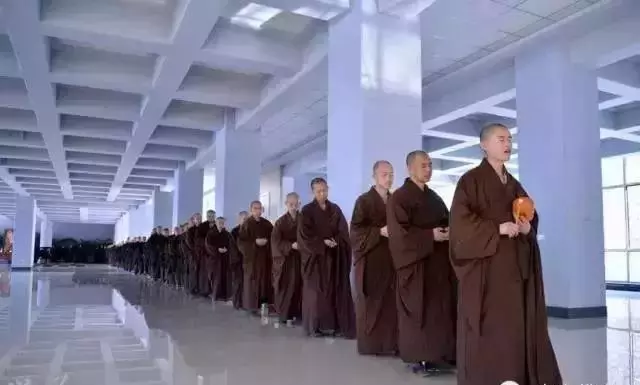 這樣的寺院你可曾去過?出家人不要錢、不收錢、不摸錢......