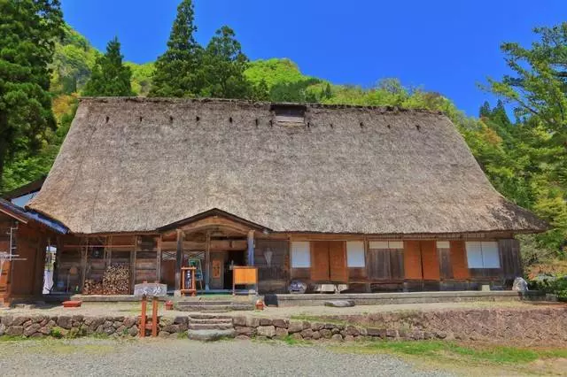 入住日本世界遺產!白川鄉・五箇山合掌集落住宿10選【含2019點燈活動資訊整理】