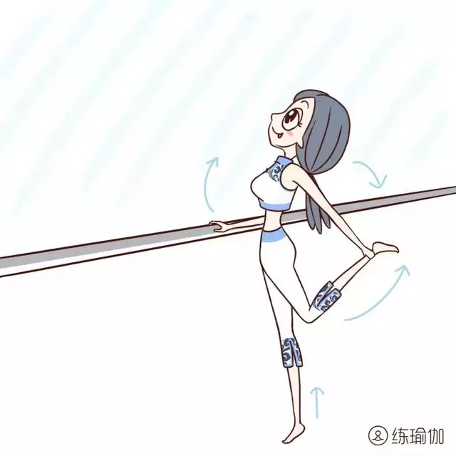 每天拉拉筋，瘦掉小肚子，越拉越漂亮，45歲變25歲