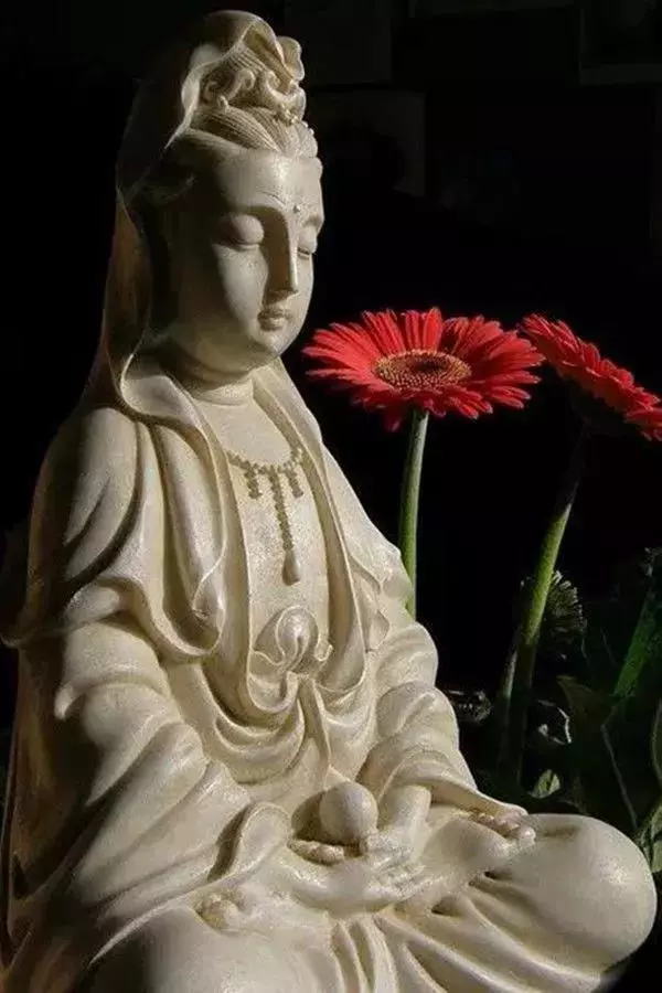 觀音菩薩為什麼現女身?(千萬人想知道的答案)