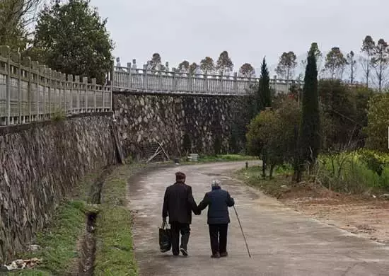 中國首家免費寺廟養老院,值得弘揚傳播,隨喜轉發,功德無量。