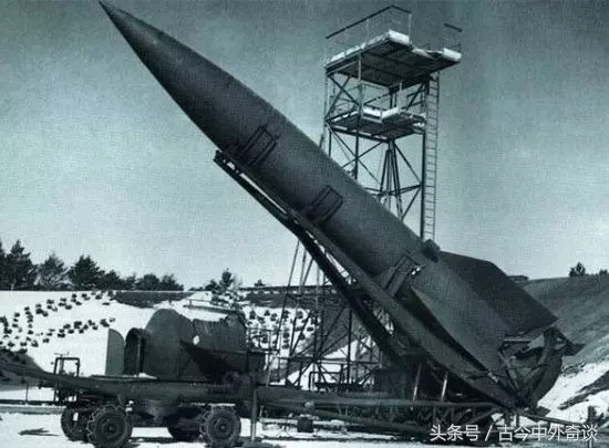 這5個「毀滅世界」的超強黑武器,差點讓希特勒改寫二戰歷史。#5 外星人曾經與納粹結盟?!