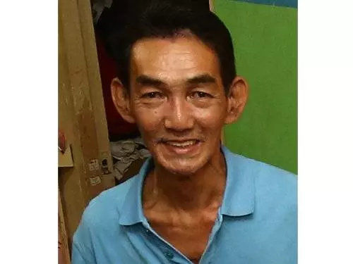 上個星期開心上報,前天好爸爸猝死廁所內, 遺留妻子及4年幼孩子