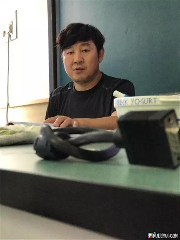 學生冒死拍下「手機臨死前的最後一刻」勾起網友回憶爆紅,太多老師被出賣了!